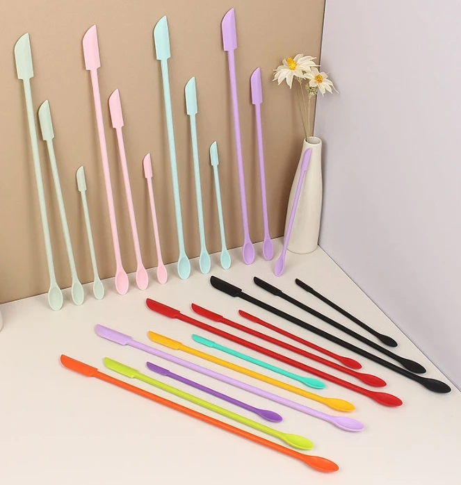 Kitchen Gadgets List - 長い柄の耐熱シリコンスパチュラ,両端スクレーパーとスプーン,ジャムヘラ,キッチンガジェット,アクセサリー,3ピース/セット