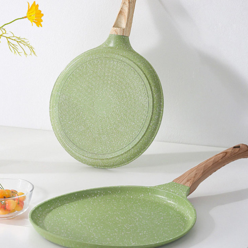 木製ハンドル付きの焦げ付き防止フライパン、クレープパンケーキ - Cast Iron Skillet のレビューと価格